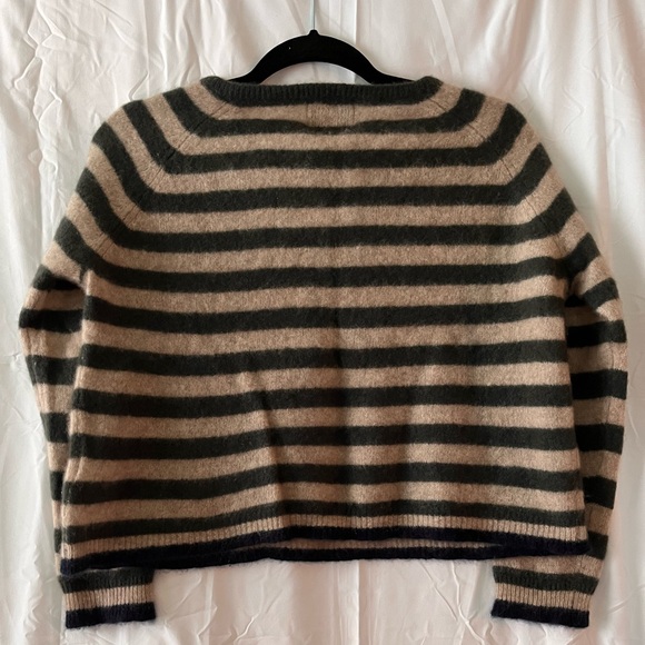 Jumper 1234 Cropped V-Neck Cashmere Sweater - Picture 4 of 5